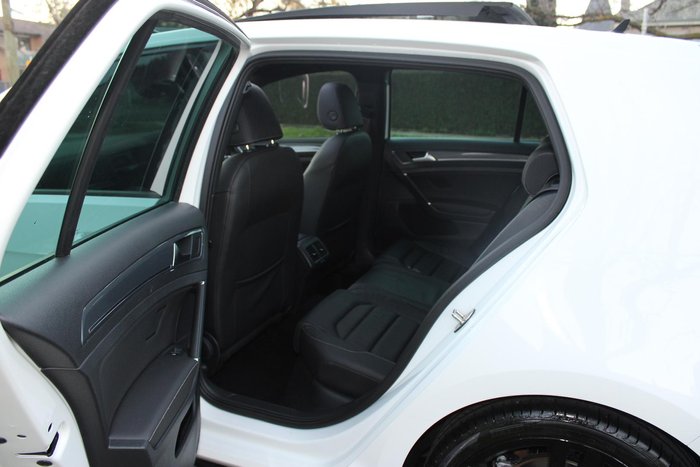 2019 Volkswagen Golf 110TSI Highline 7.5 MY19.5 Pure White