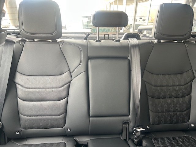 2025 Isuzu D-MAX BLADE MY25.5 Basalt Black Mica