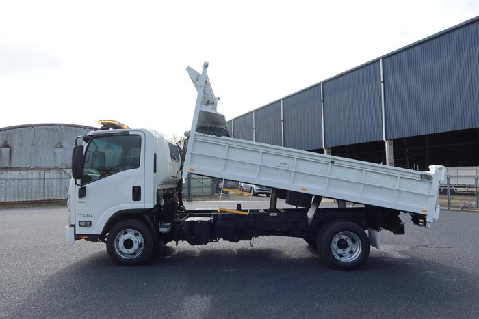 2020 Isuzu N Series