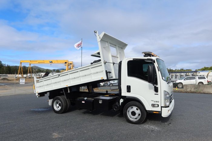 2020 Isuzu N Series