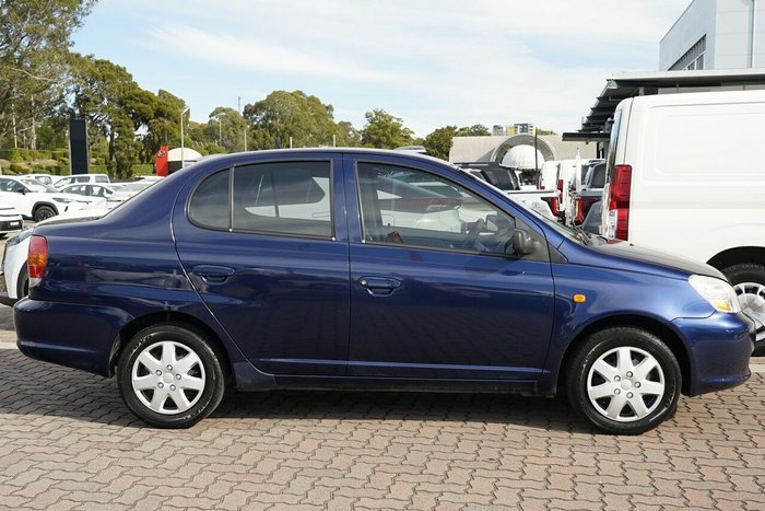 2004 Toyota Echo