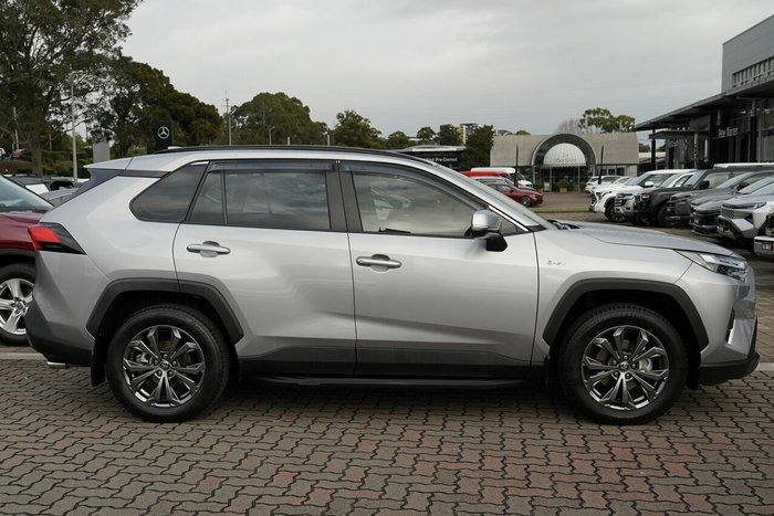 2025 Toyota RAV4 GXL