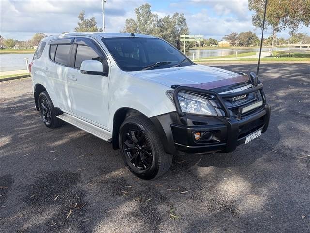 2015 Isuzu MU-X LS-M