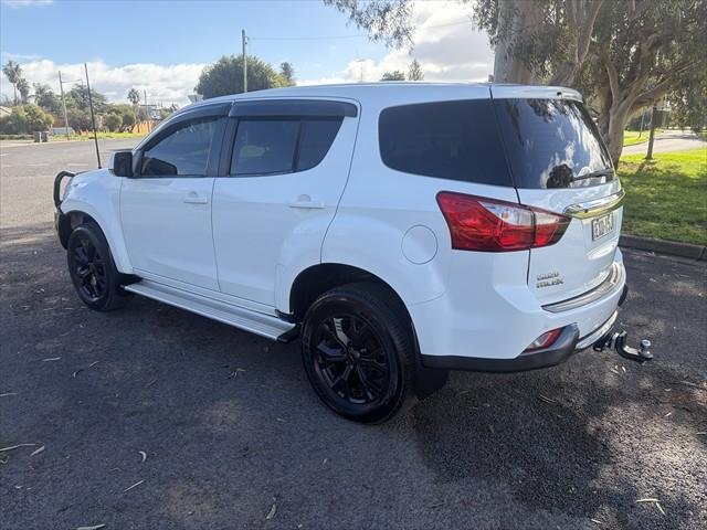 2015 Isuzu MU-X LS-M