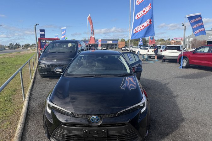 2024 TOYOTA COROLLA