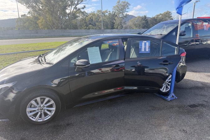 2024 TOYOTA COROLLA ASCENT SPORT HYBRID