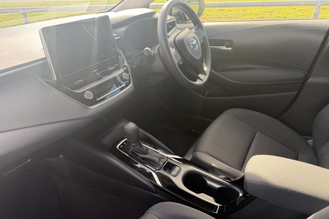 2024 TOYOTA COROLLA ASCENT SPORT HYBRID