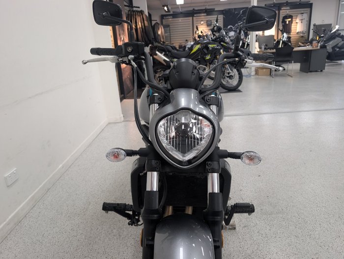 2025 Kawasaki VULCAN S grey