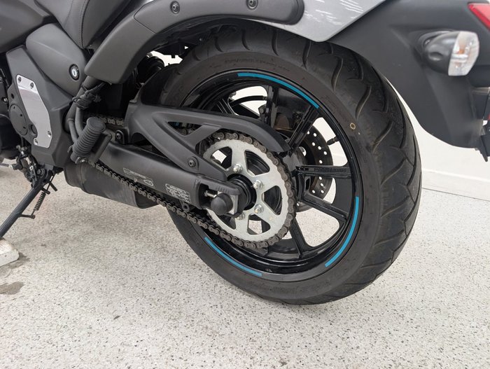 2025 Kawasaki VULCAN S grey