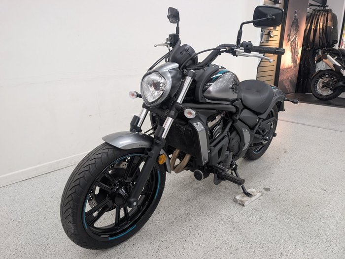 2025 Kawasaki VULCAN S grey