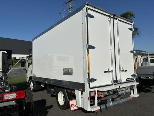 2026 Isuzu N Series NNR 45-150 DT D34 Vanpack