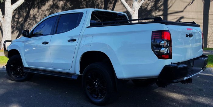 2022 Mitsubishi Triton GLX-R