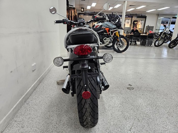 2026 Triumph BONNEVILLE SPEEDMASTER