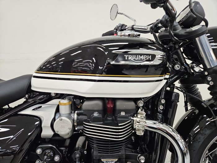 2026 Triumph BONNEVILLE SPEEDMASTER