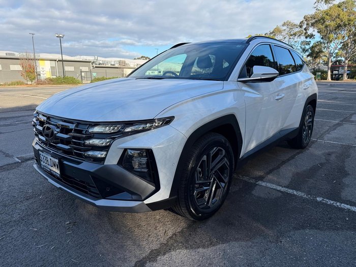 2026 Hyundai Tucson Hybrid Premium