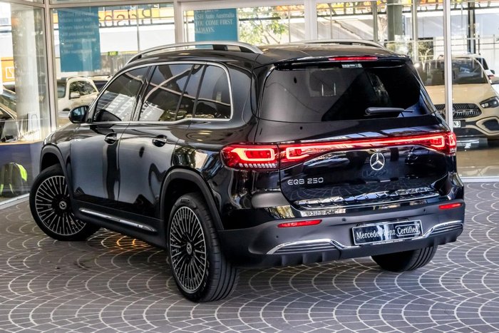 2023 Mercedes-Benz EQB 250