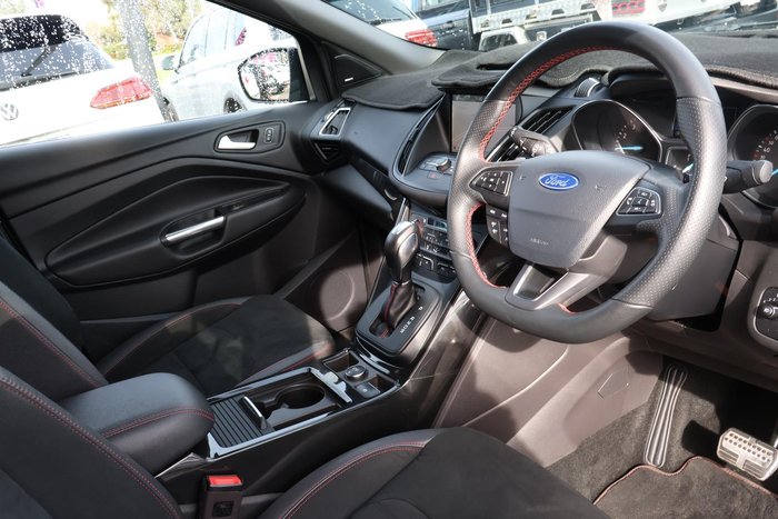 2019 Ford Escape ST-Line