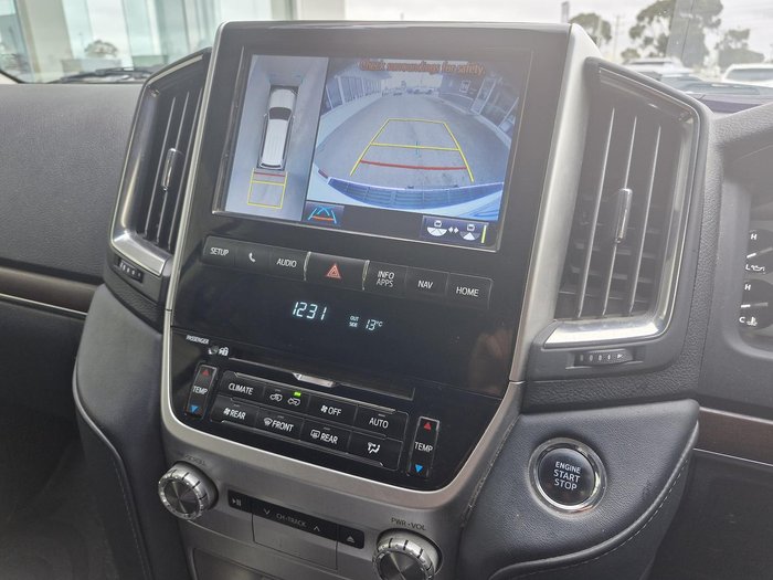 2019 Toyota Landcruiser Sahara