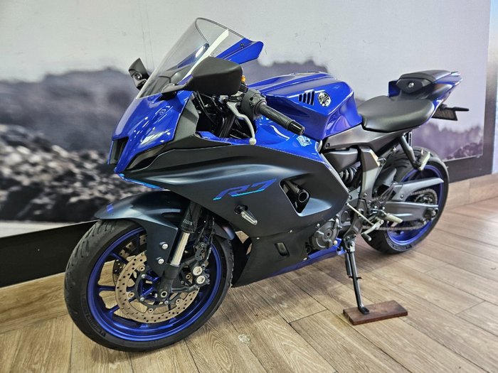 2022 Yamaha YZF-R7LA BLUE
