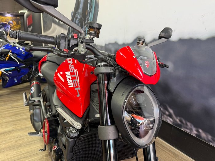 2023 DUCATI MONSTER RED