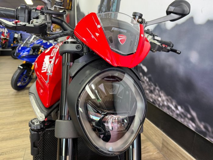 2023 DUCATI MONSTER RED