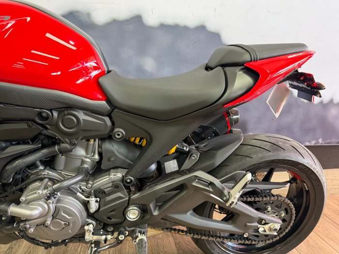 2023 DUCATI MONSTER RED