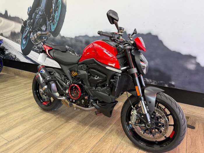 2023 DUCATI MONSTER RED