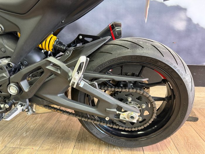 2023 DUCATI MONSTER RED