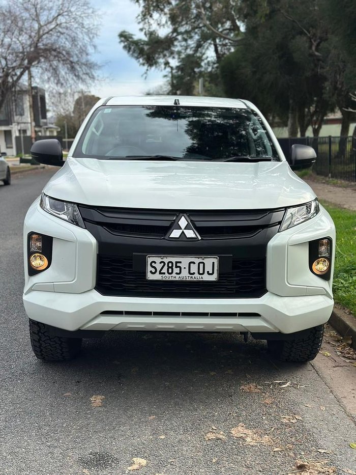 2022 Mitsubishi Triton GLX-R