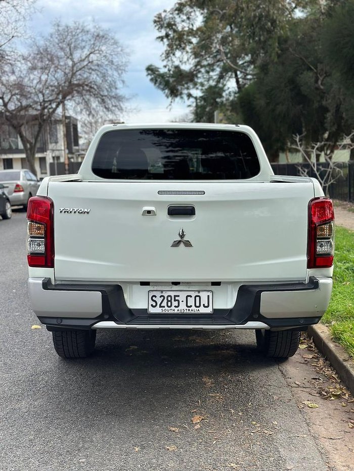 2022 Mitsubishi Triton GLX-R