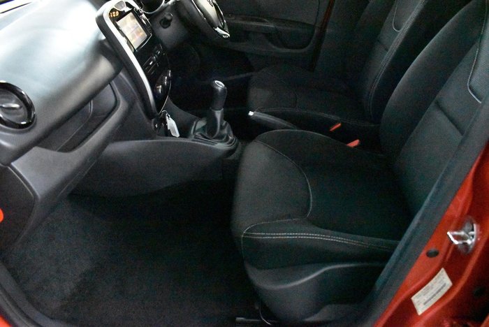 2016 Renault Clio Expression
