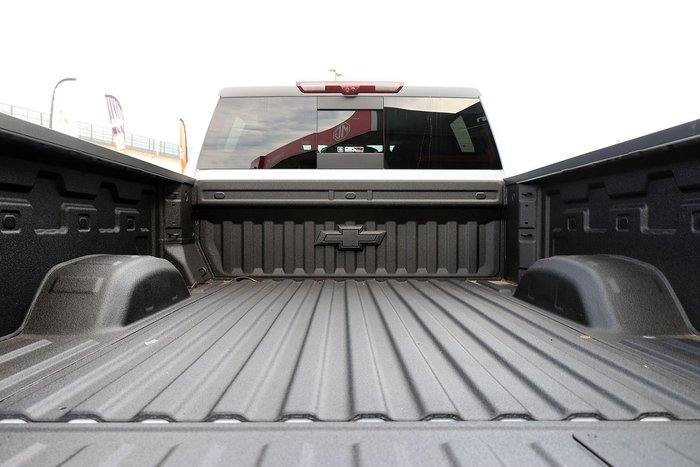 2026 Chevrolet Silverado HD LTZ Premium W/Tech Pack T1 MY26 4X4 Summit White