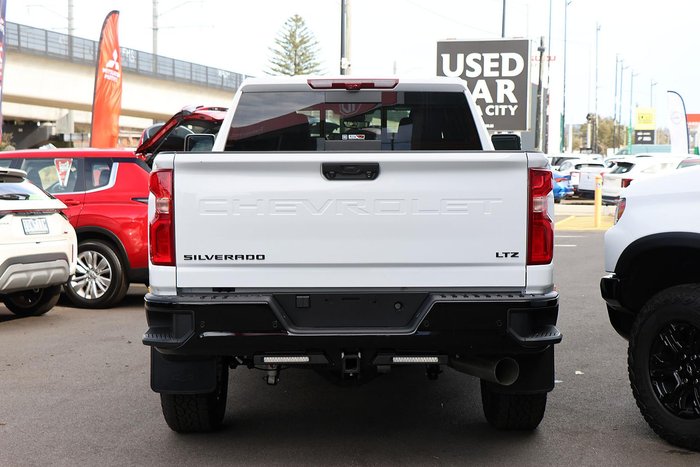 2026 Chevrolet Silverado HD LTZ Premium W/Tech Pack T1 MY26 4X4 Summit White