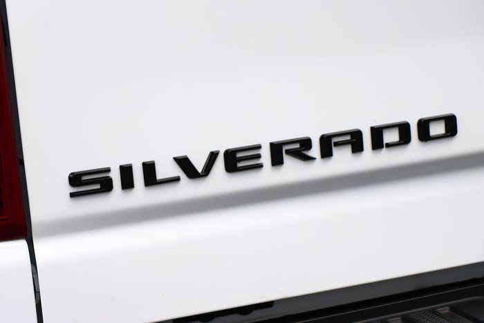 2026 Chevrolet Silverado HD LTZ Premium W/Tech Pack T1 MY26 4X4 Summit White