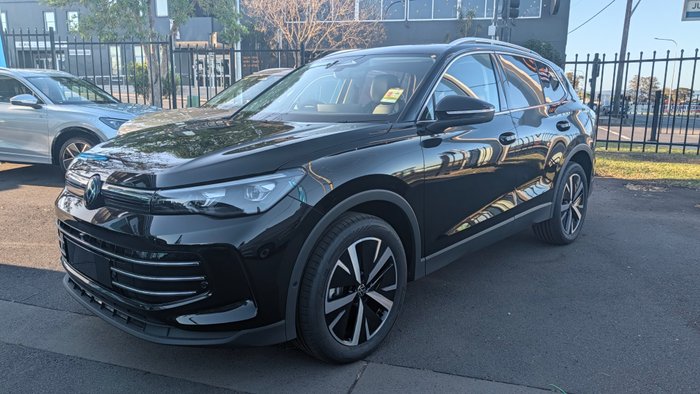 2026 VOLKSWAGEN Tiguan ELEGANCE