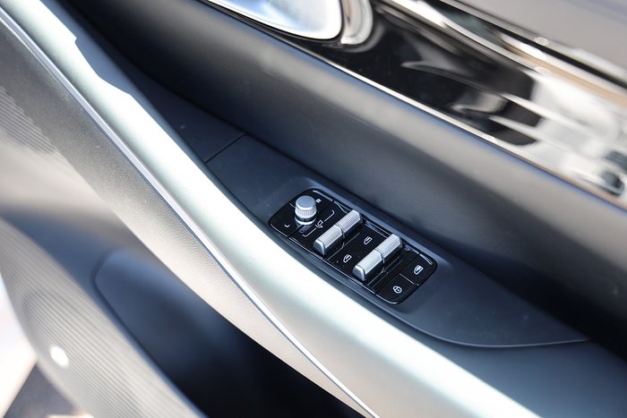 2026 Geely Starray Em-i
