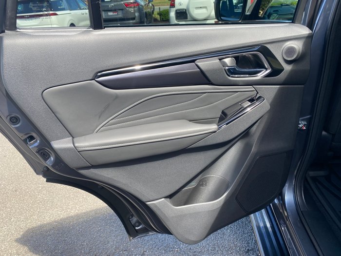 2024 Isuzu MU-X 2025 Isuzu MU-X 4X4 LST 3.0 L Automatic (UJOR506)