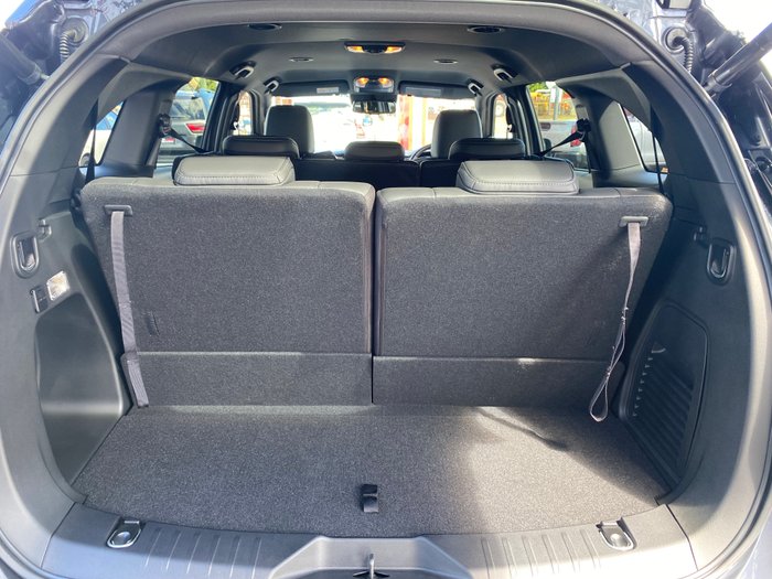 2024 Isuzu MU-X 2025 Isuzu MU-X 4X4 LST 3.0 L Automatic (UJOR506)