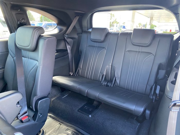 2024 Isuzu MU-X 2025 Isuzu MU-X 4X4 LST 3.0 L Automatic (UJOR506)