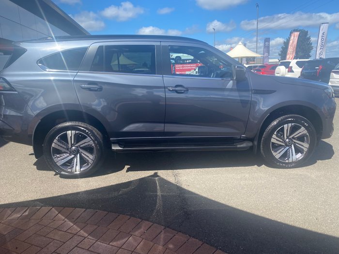 2024 Isuzu MU-X 2025 Isuzu MU-X 4X4 LST 3.0 L Automatic (UJOR506)