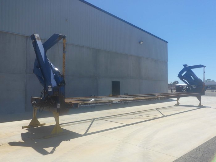 Custom 40FT Sideloader Attachment