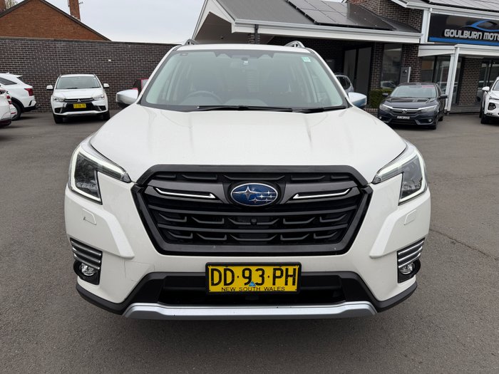 2022 SUBARU FORESTER