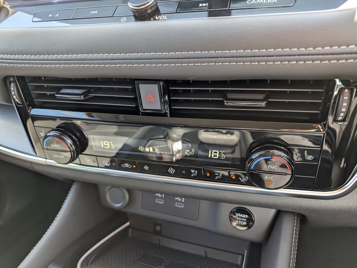 2026 NISSAN X-TRAIL ST-L