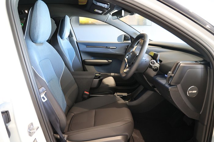 2025 Volvo EX30 Twin Motor Performance Ultra