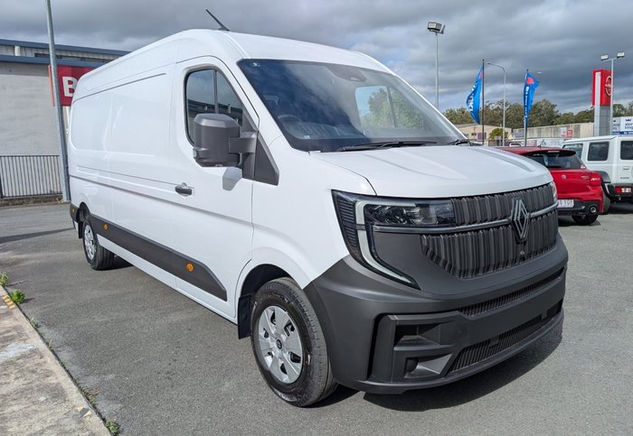 2026 RENAULT MASTER LWB