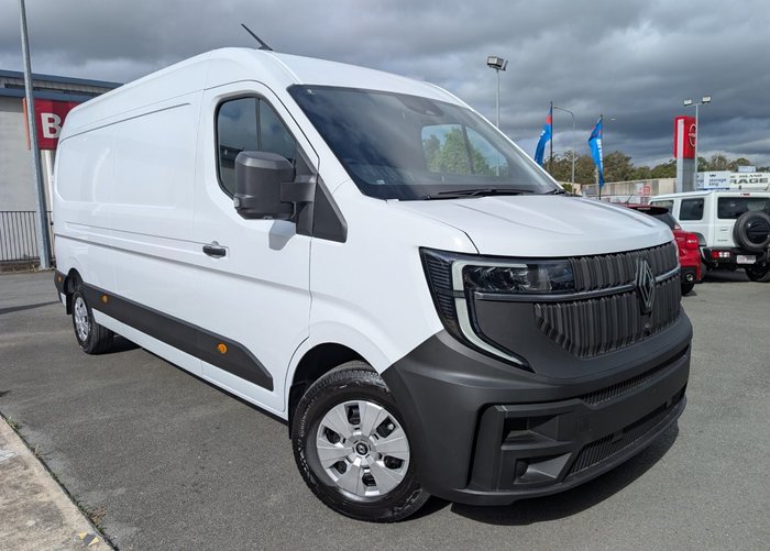 2026 RENAULT MASTER LWB