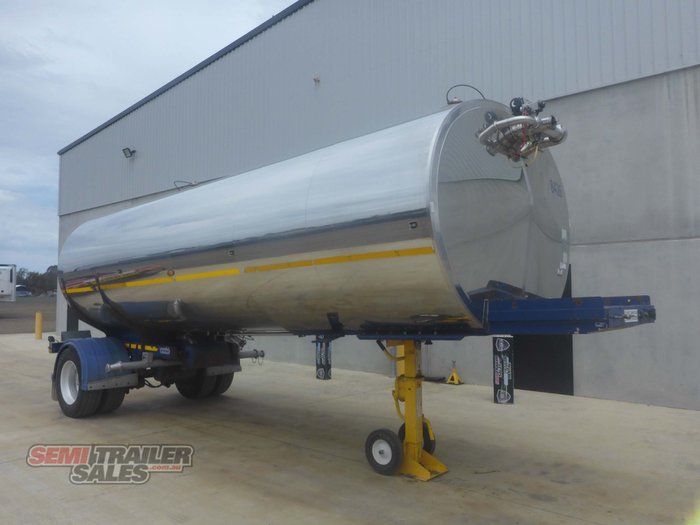 2015 Byford Stainless Steel Tanker