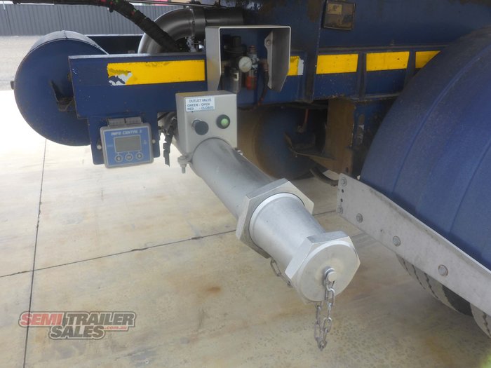 2015 Byford Stainless Steel Tanker