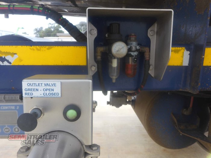 2015 Byford Stainless Steel Tanker