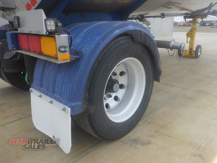 2015 Byford Stainless Steel Tanker